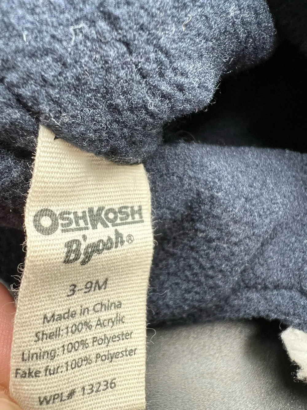 NWT Oshkosh Knit Hat Mittens Size 3-9 Months Ear Flaps Blue Fair Isle